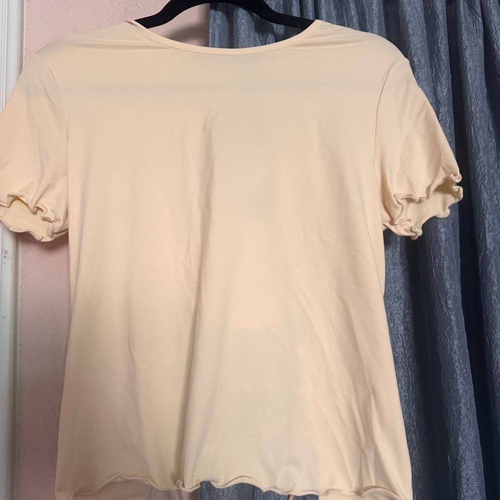 LIONESS SAINT TEE - Picture 2 of 3